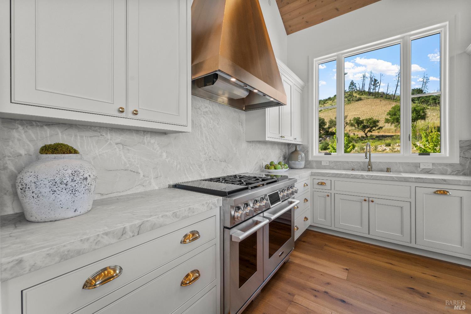 St. Helena, California, 94574, United States, 4 Bedrooms Bedrooms, ,5 BathroomsBathrooms,Residential,For Sale,1942267