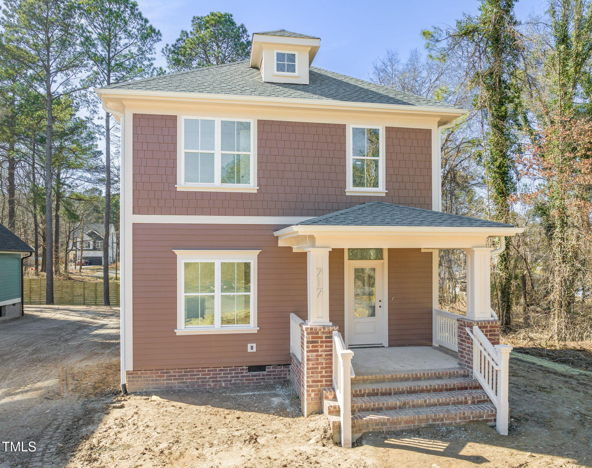 Durham, North Carolina, 27704, United States, 3 Bedrooms Bedrooms, ,3 BathroomsBathrooms,Residential,For Sale,1712615