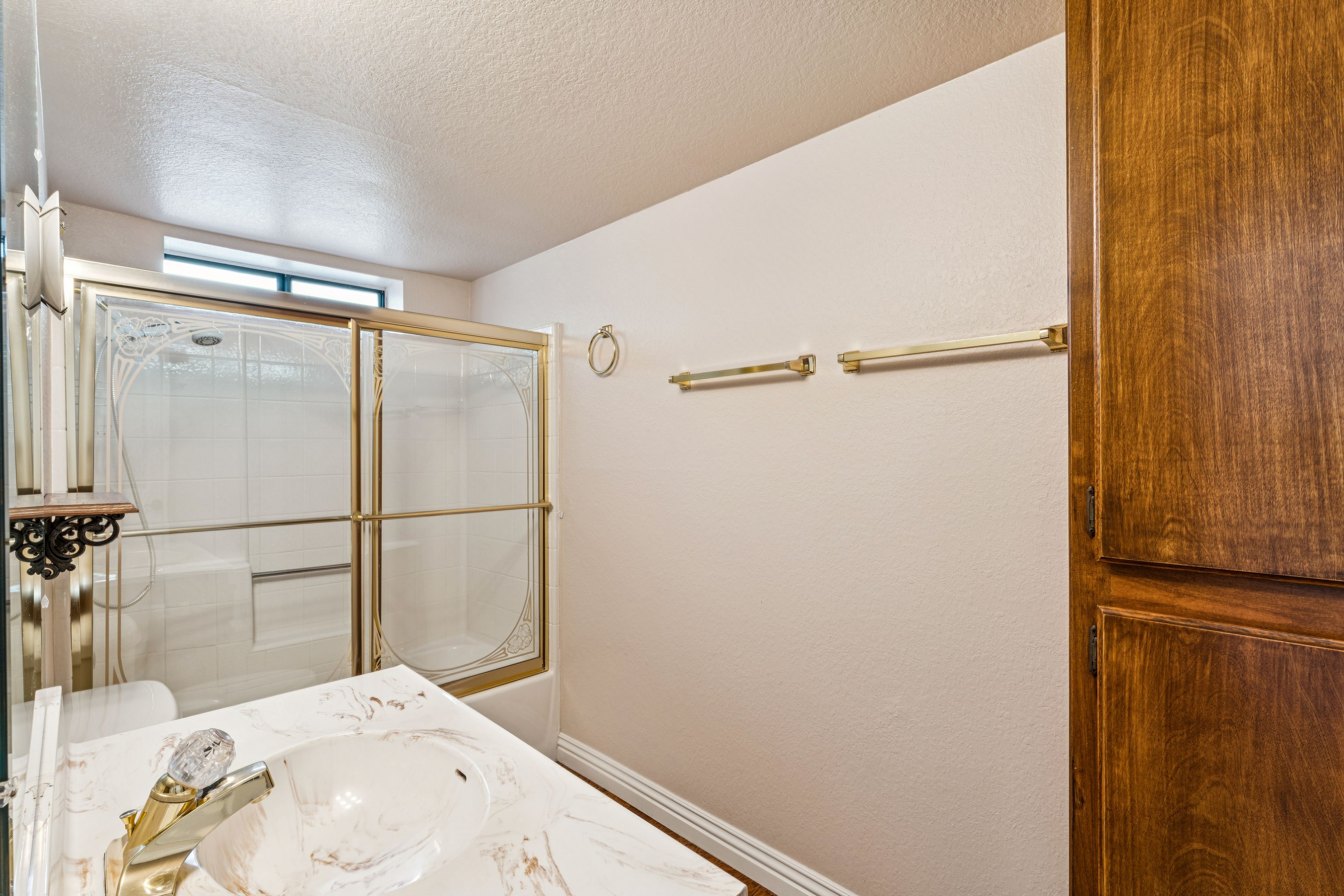  557 Brentwood Drive, Lake Arrowhead, CA 92352 - 物件實景