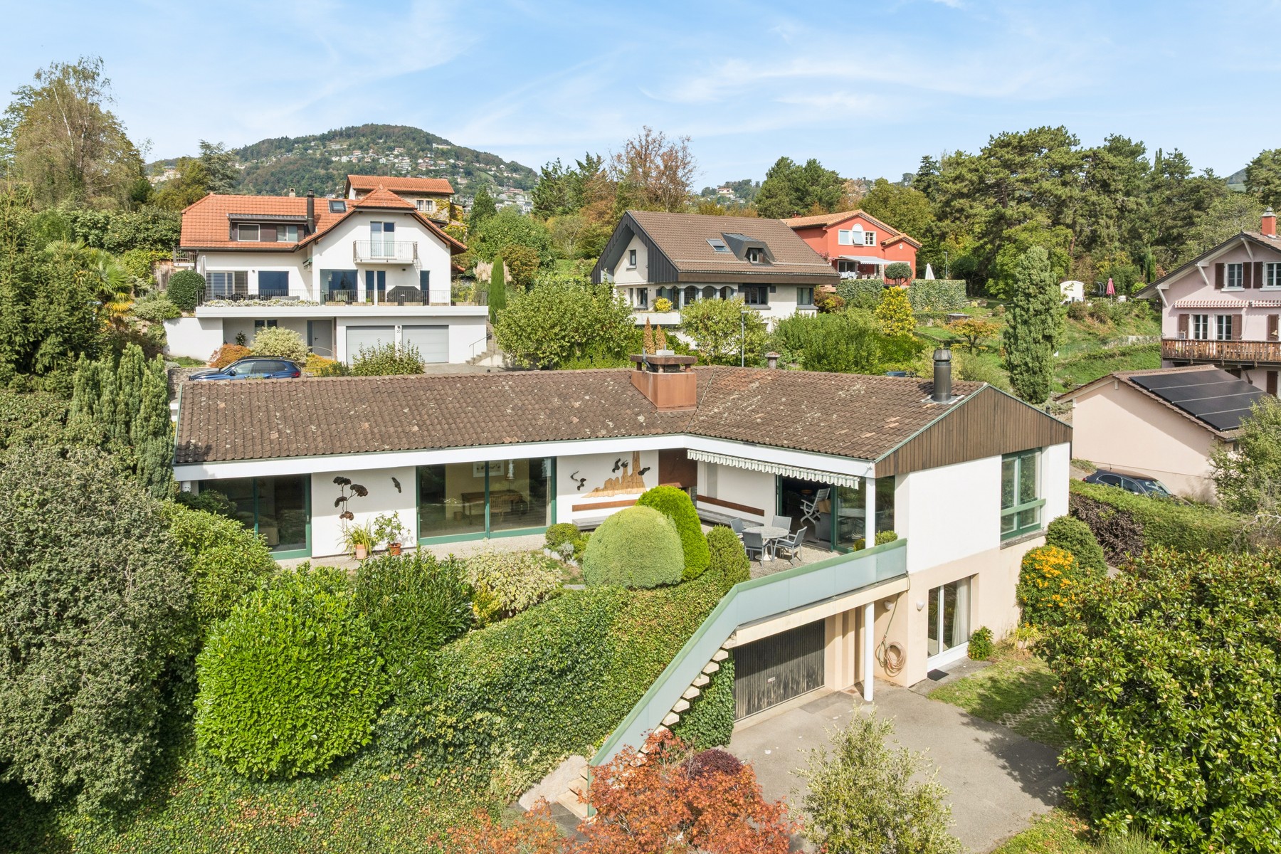  8-room architect-designed villa with a lake view - 物件實景