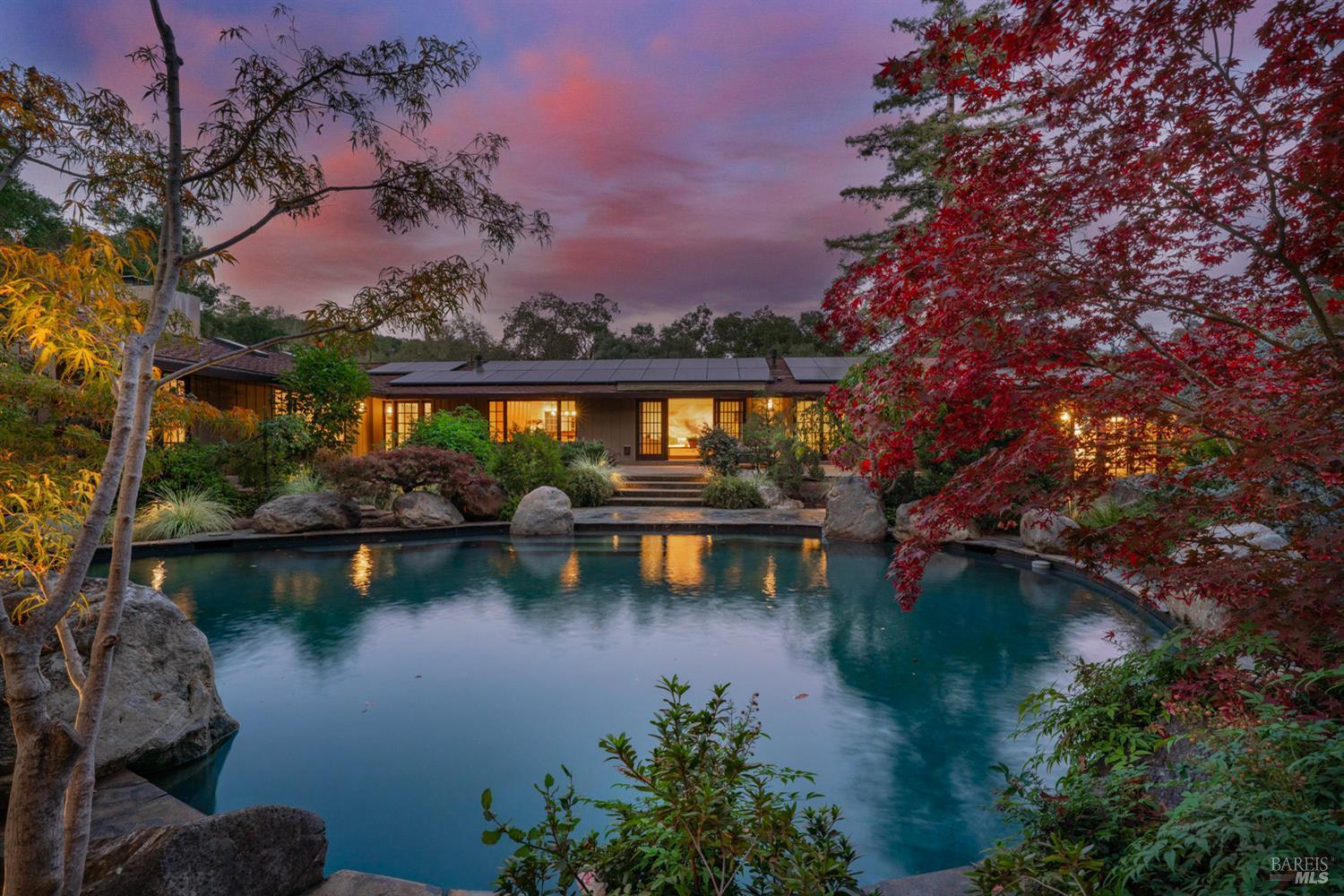 St. Helena, California, 94574, United States, 3 Bedrooms Bedrooms, ,5 BathroomsBathrooms,Residential,For Sale,1998865