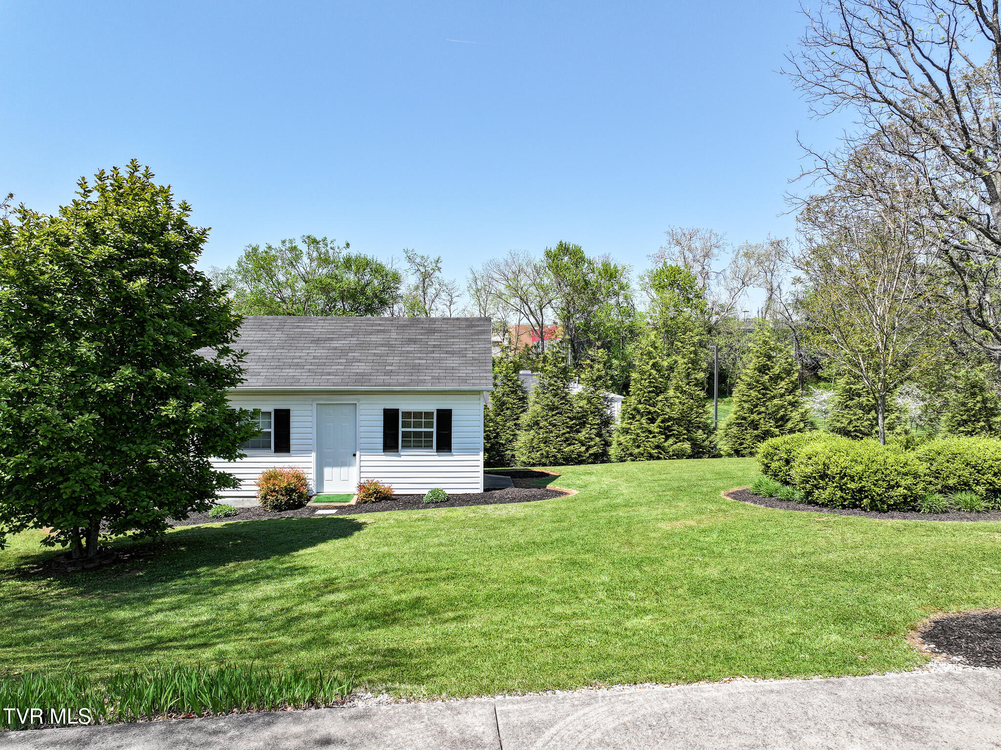 Greeneville, Tennessee, 37745, United States, ,Residential,For Sale,1990455