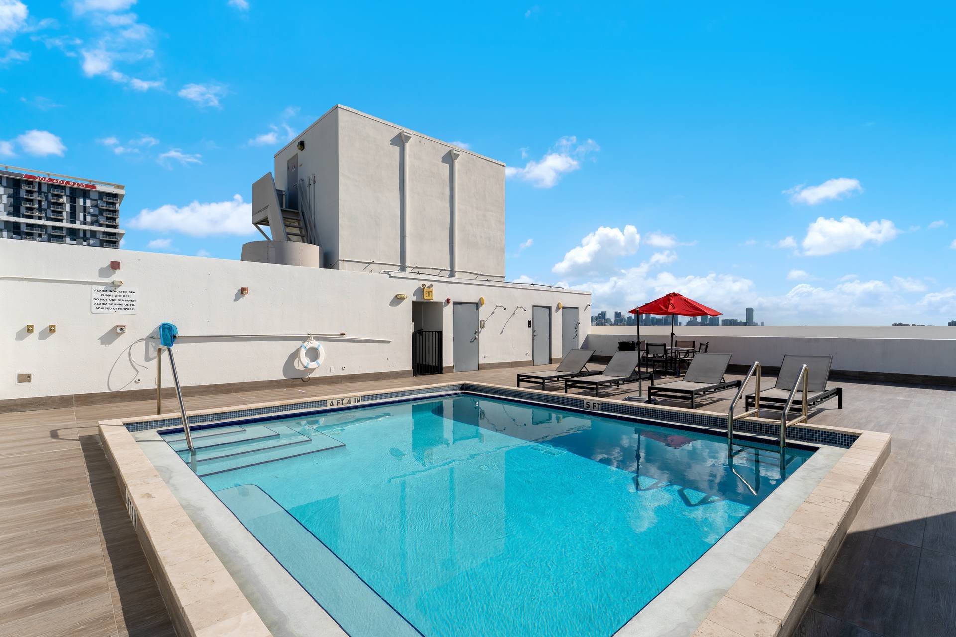  2740 SW 28th Terrace, Miami, FL, 33133 - 物件實景