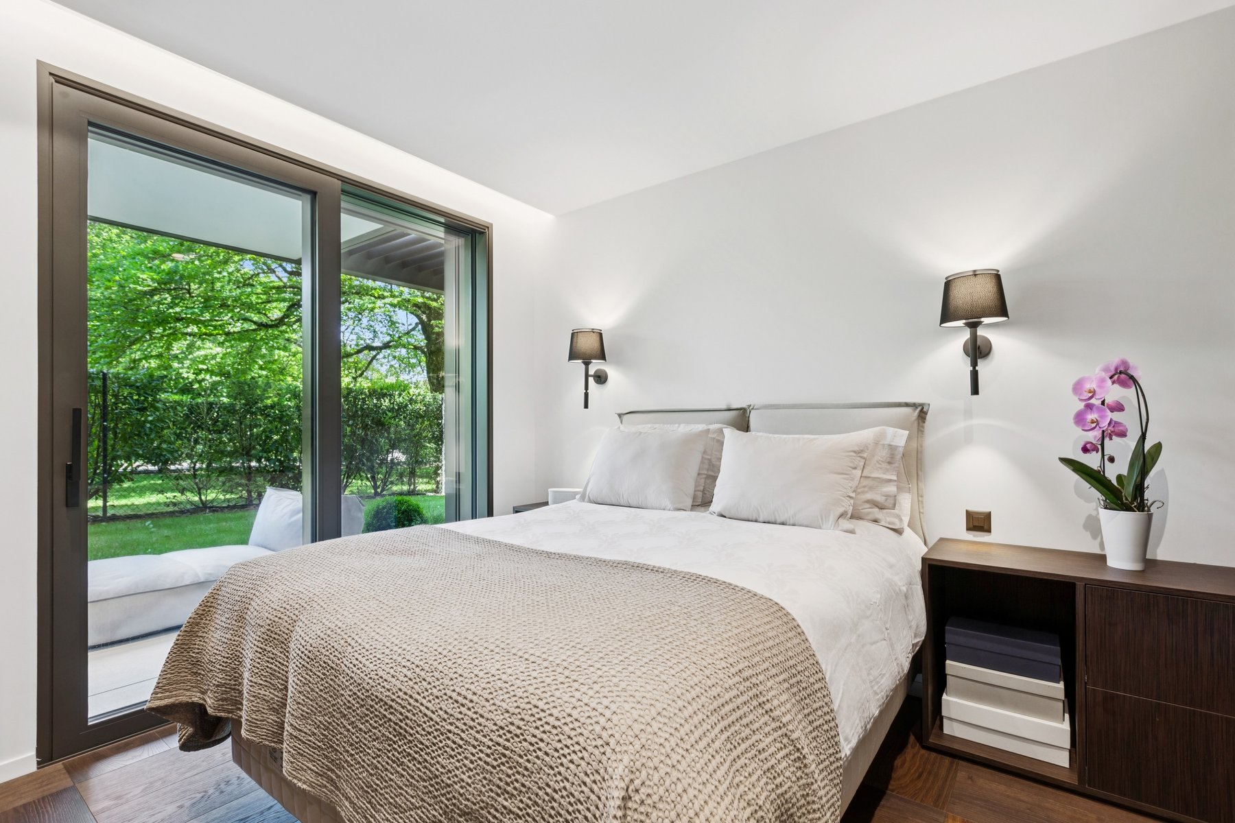  Unique opportunity - Exceptional garden-level apartment in a prestigious residen - 物件實景