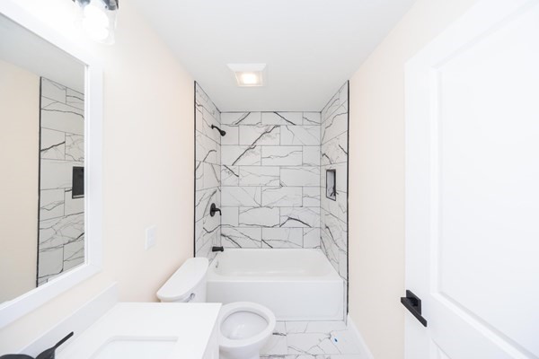 Worcester, Massachusetts, 01604, United States, 3 Bedrooms Bedrooms, ,3 BathroomsBathrooms,Residential,For Sale,1921245
