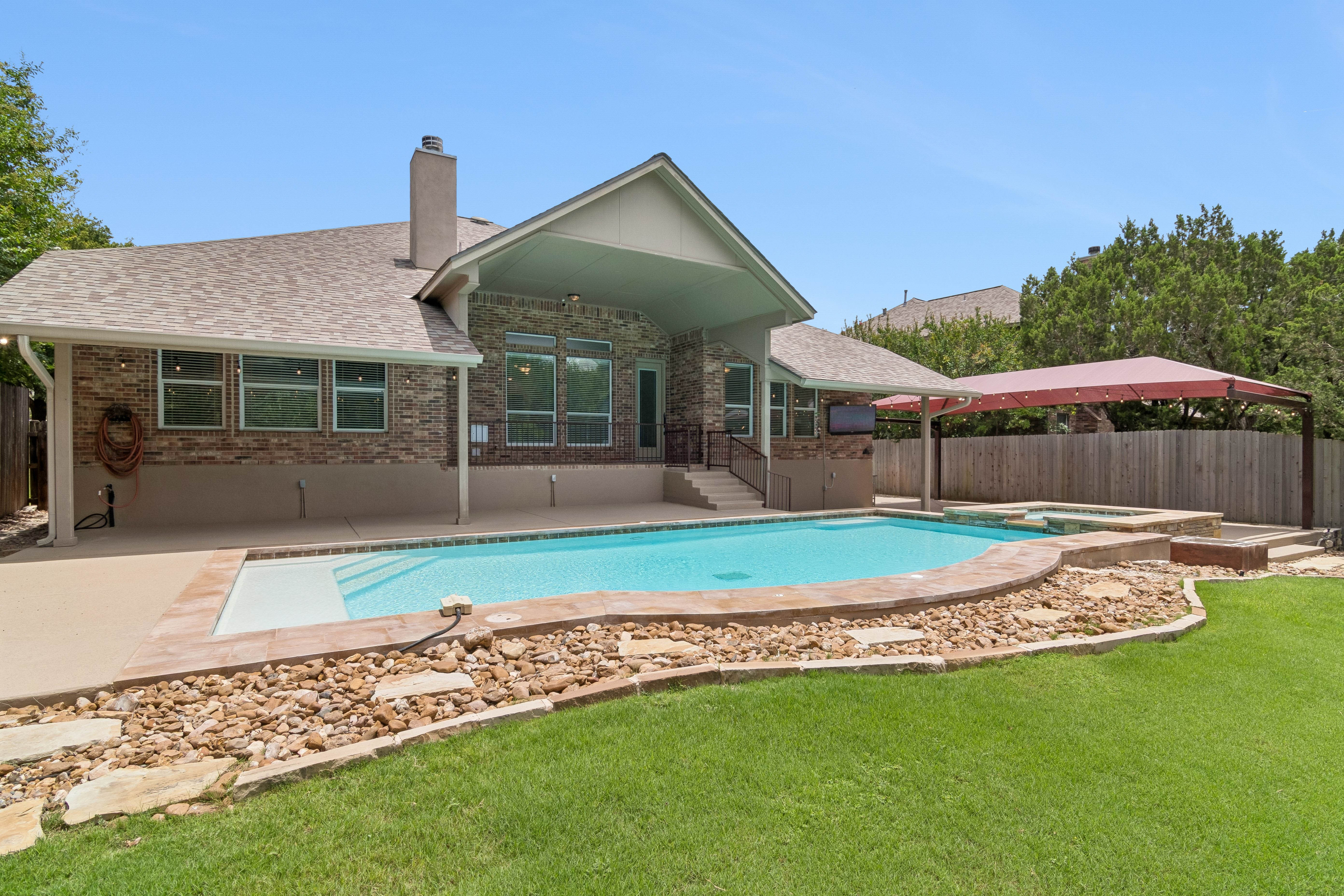  Single-Story Elegance with Ultimate Privacy - 物件實景