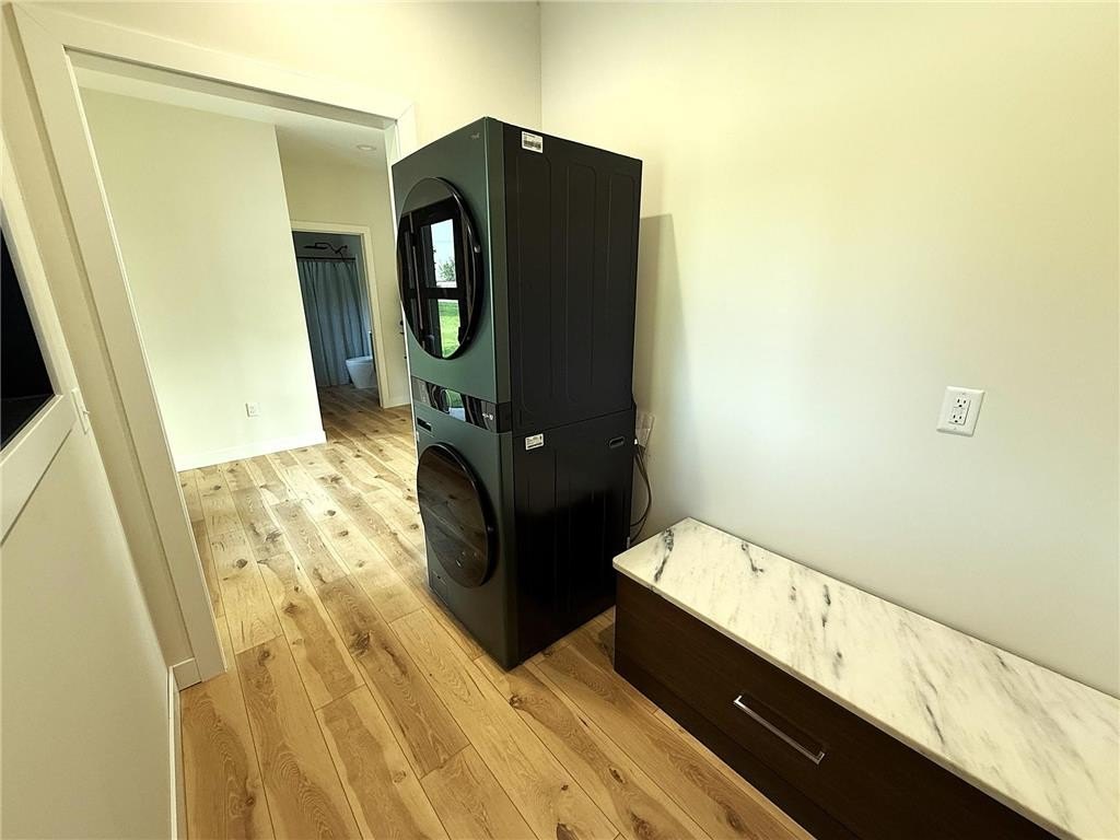 Alexandria, Minnesota, 56308, United States, 4 Bedrooms Bedrooms, ,2 BathroomsBathrooms,Residential,For Sale,2019044
