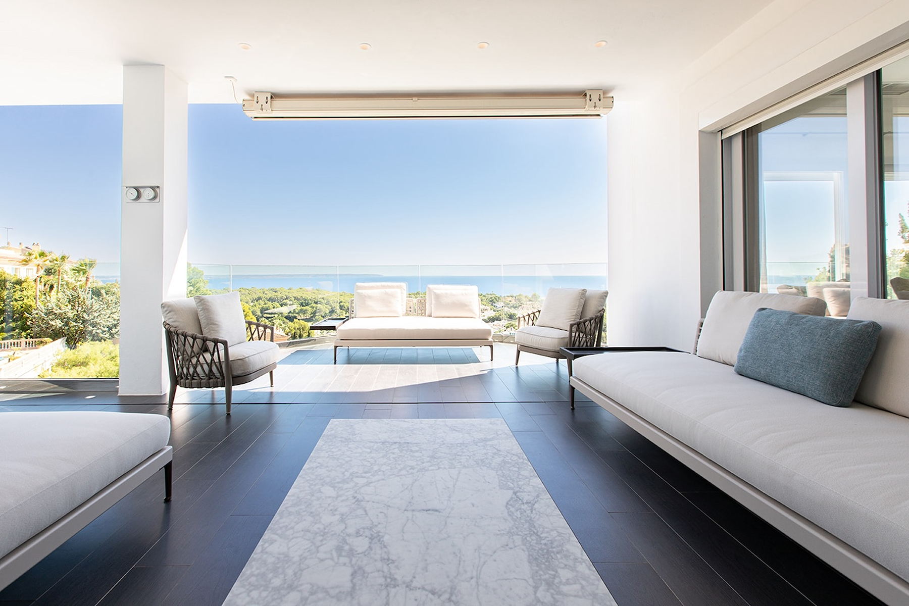 Mediterranean villa with pool and sea views in Bendinat - 物件實景