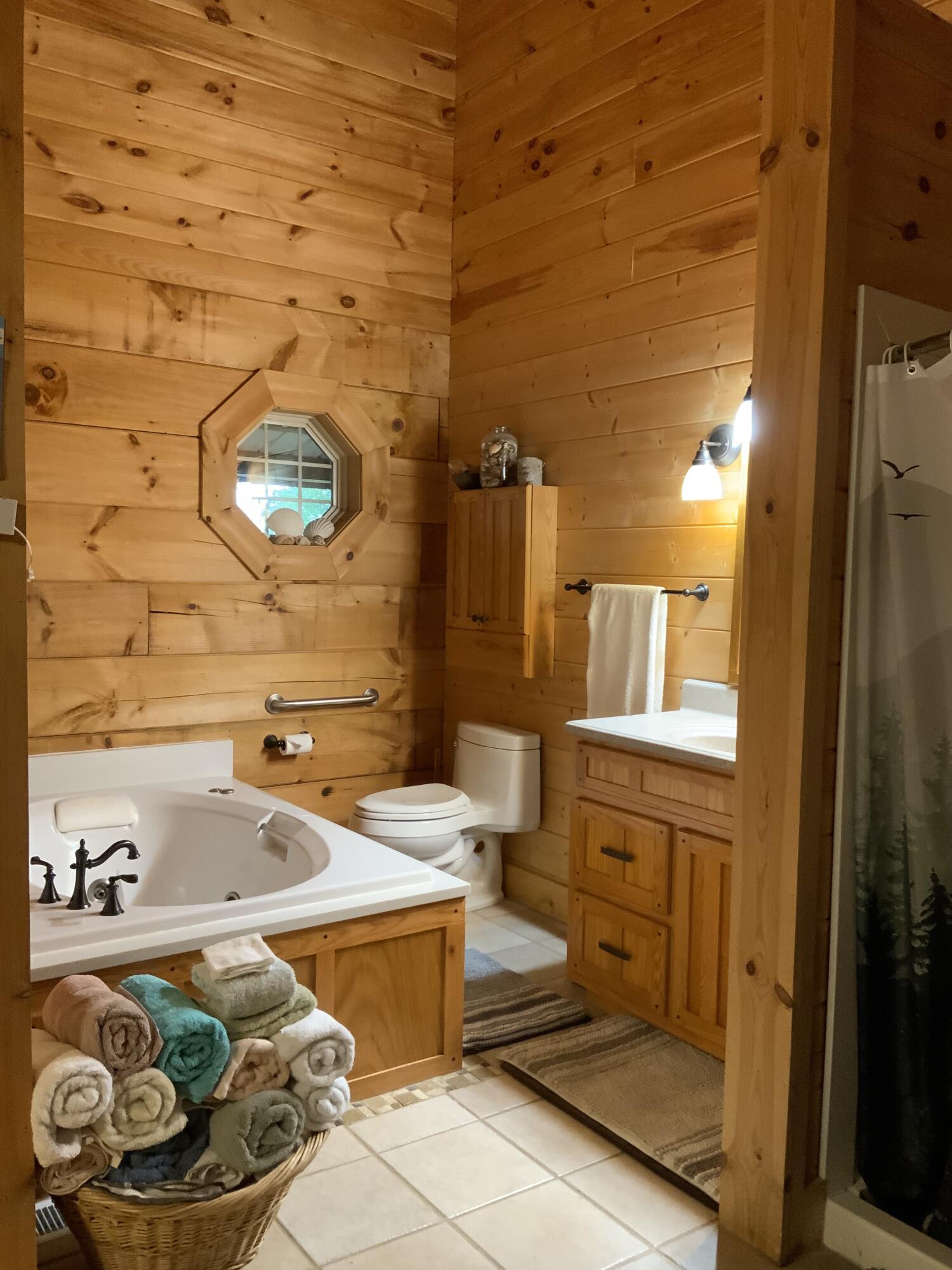 Tracy City, Tennessee, 37387, United States, 3 Bedrooms Bedrooms, ,Residential,For Sale,1979741