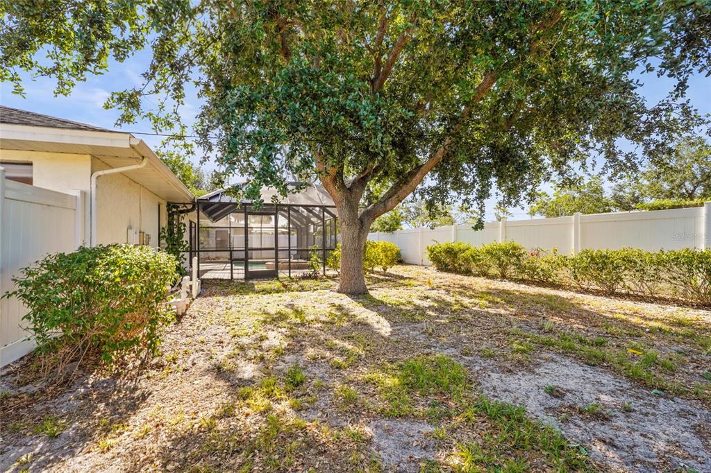 Bradenton, Florida, 34209, United States, 3 Bedrooms Bedrooms, ,2 BathroomsBathrooms,Residential,For Sale,1743662