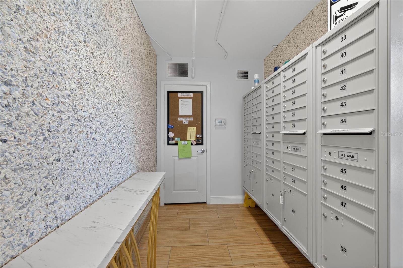 CLEARWATER BEACH, Florida, 33767, United States, 2 Bedrooms Bedrooms, ,2 BathroomsBathrooms,Residential,For Sale,1998949