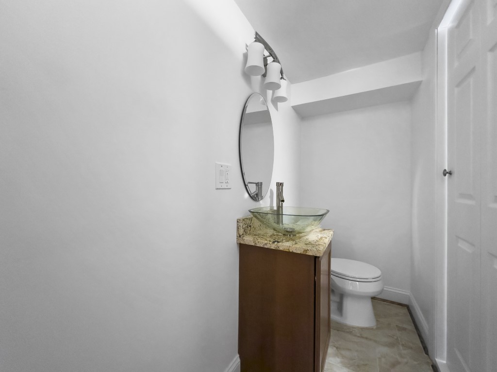 North Andover, Massachusetts, 01845, United States, 3 Bedrooms Bedrooms, ,4 BathroomsBathrooms,Residential,For Sale,2005973