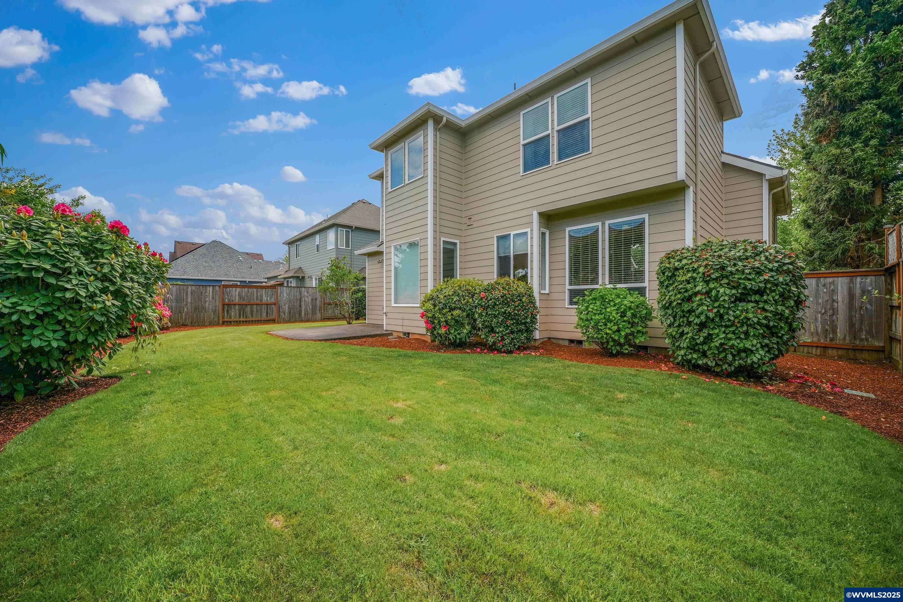 Salem, Oregon, 97306, United States, 5 Bedrooms Bedrooms, ,4 BathroomsBathrooms,Residential,For Sale,1786457