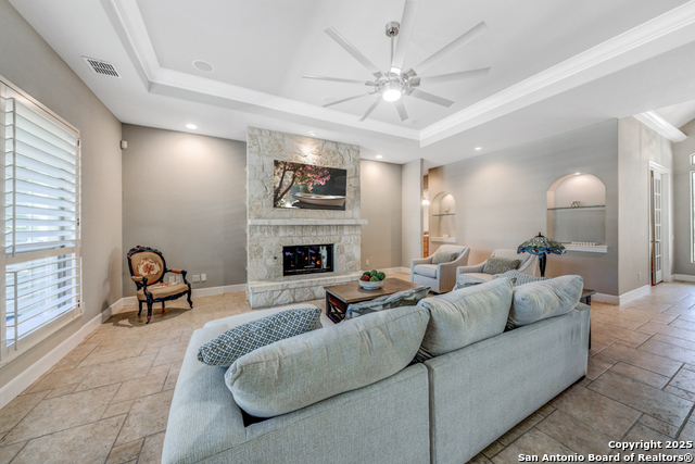 Helotes, Texas, 78023, United States, 4 Bedrooms Bedrooms, ,3 BathroomsBathrooms,Residential,For Sale,1994710