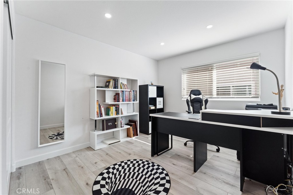 Laguna Hills, California, 92653, United States, 4 Bedrooms Bedrooms, ,3 BathroomsBathrooms,Residential,For Sale,1987832