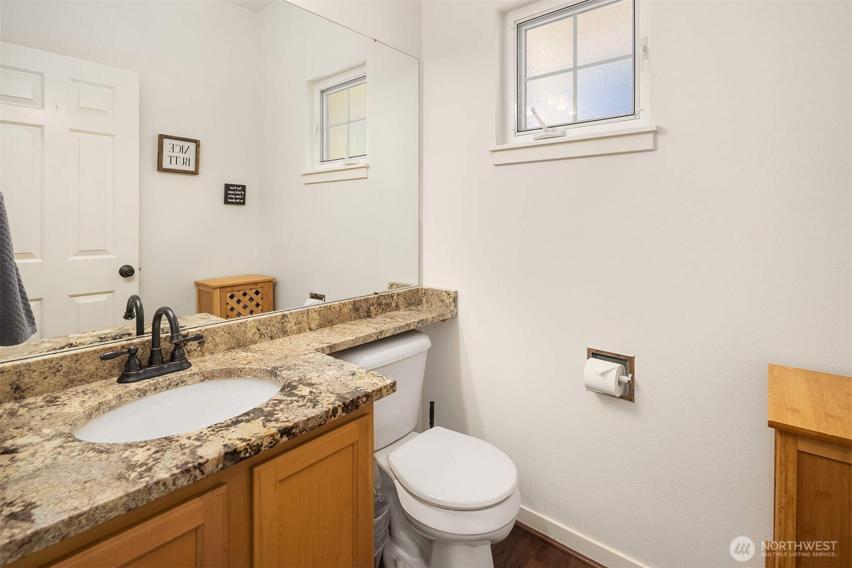Woodinville, Washington, 98072, United States, 3 Bedrooms Bedrooms, ,3 BathroomsBathrooms,Residential,For Sale,1948007