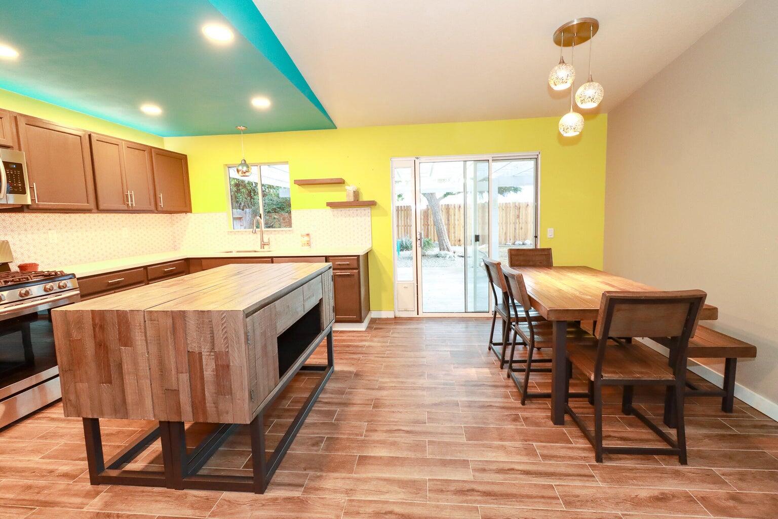 Palm Springs, California, 92262, United States, 4 Bedrooms Bedrooms, ,2 BathroomsBathrooms,Residential,For Sale,1932666