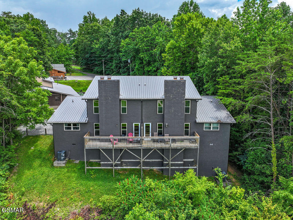 Sevierville, Tennessee, 37876, United States, 4 Bedrooms Bedrooms, ,6 BathroomsBathrooms,Residential,For Sale,2008845