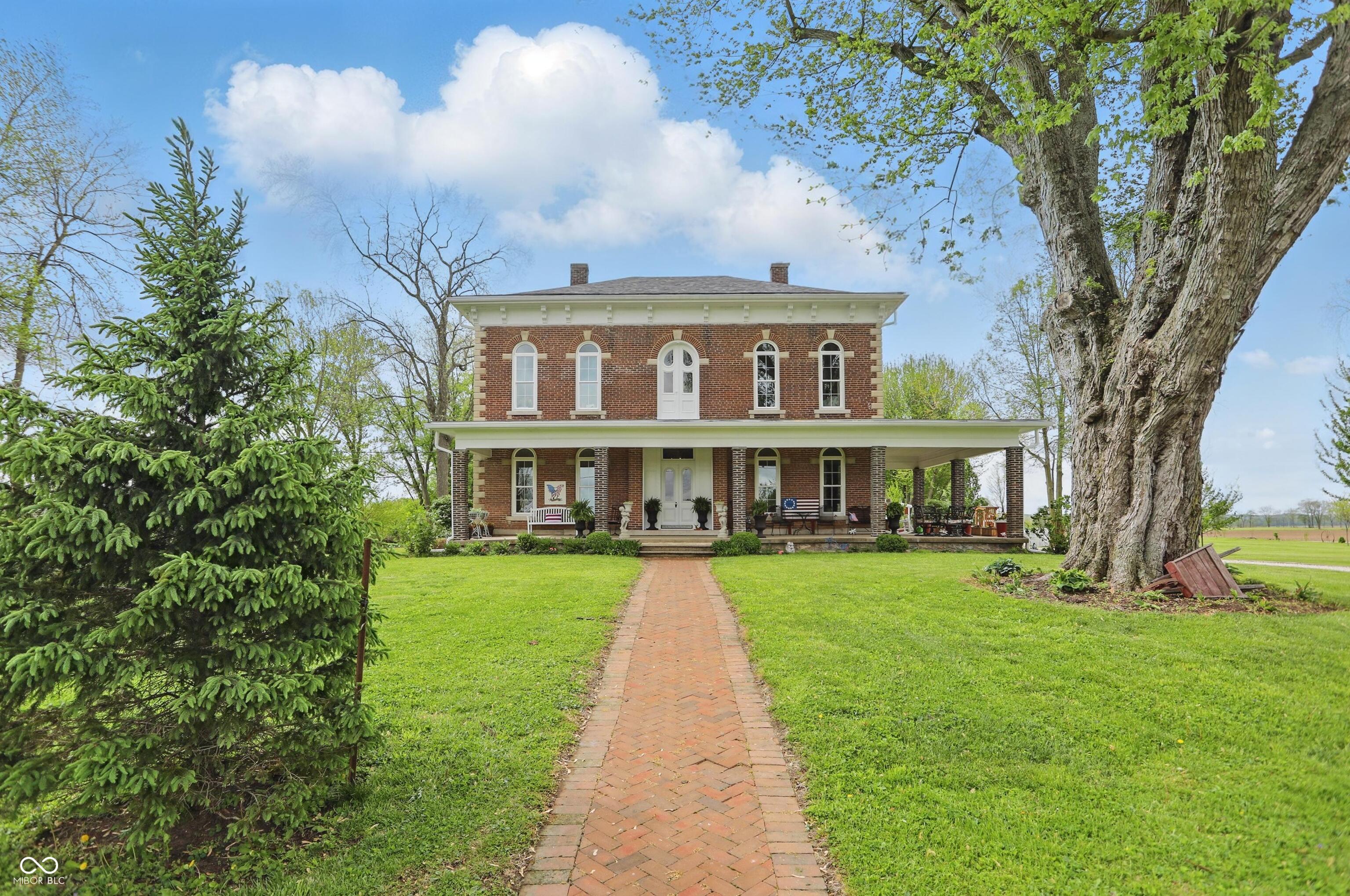 Paragon, Indiana, 46166, United States, 5 Bedrooms Bedrooms, ,2 BathroomsBathrooms,Residential,For Sale,1921702