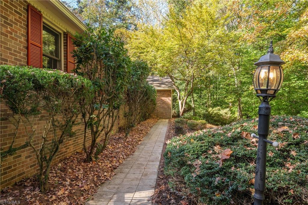 Winston-Salem, North Carolina, 27106, United States, 4 Bedrooms Bedrooms, ,3 BathroomsBathrooms,Residential,For Sale,1970256