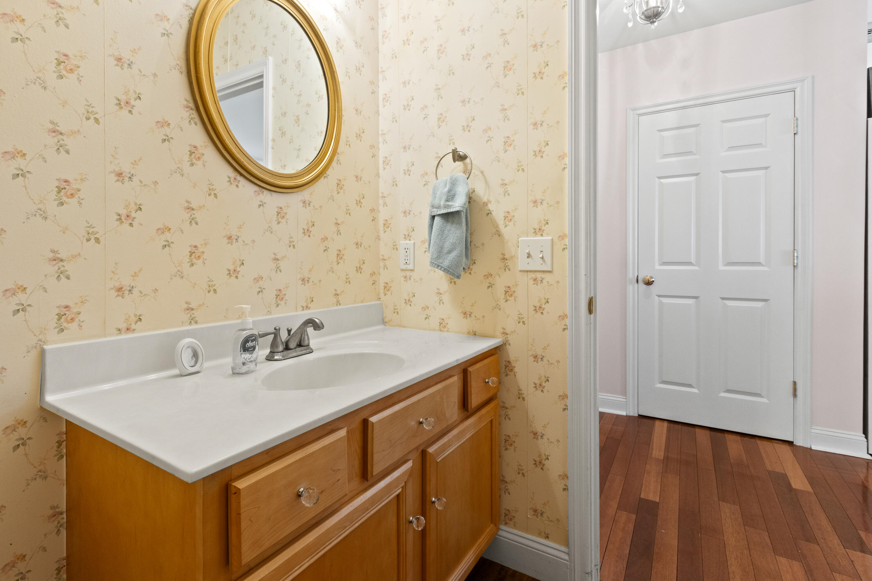 Old Orchard Beach, Maine, 04064, United States, 3 Bedrooms Bedrooms, ,2 BathroomsBathrooms,Residential,For Sale,1906267