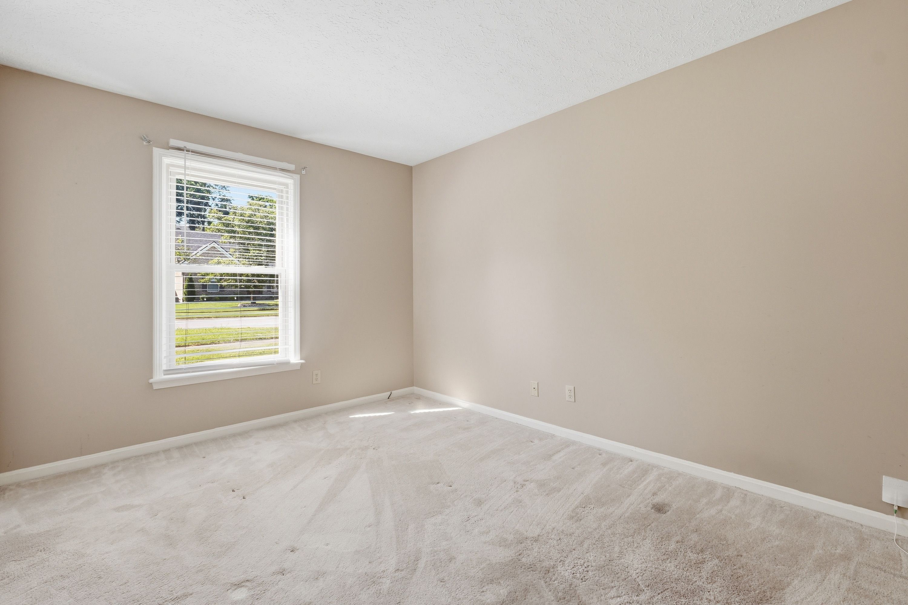  10305 Vantage Road, Louisville, KY 40299 - 物件實景
