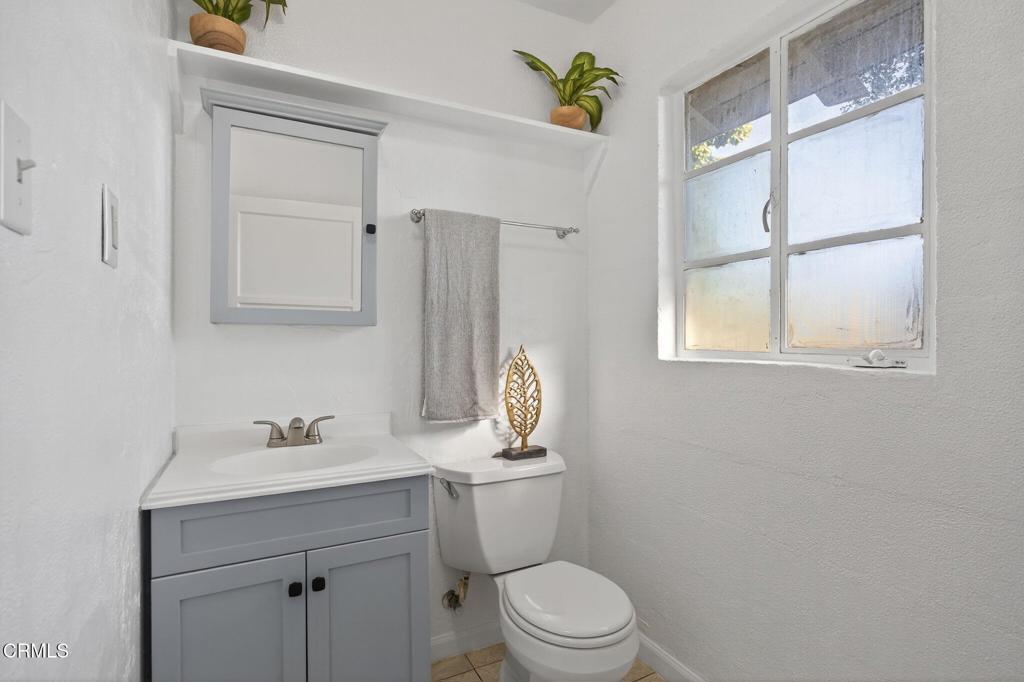 Ojai, California, 93023, United States, 4 Bedrooms Bedrooms, ,3 BathroomsBathrooms,Residential,For Sale,1989164