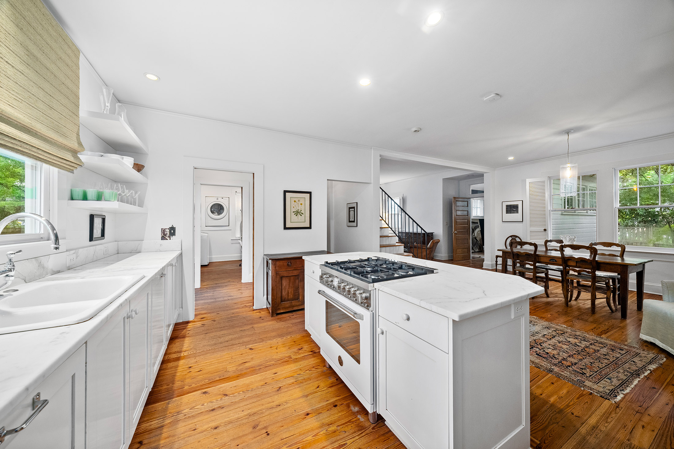  Captivating 1920s Farmhouse in Berkeley Park - 物件實景