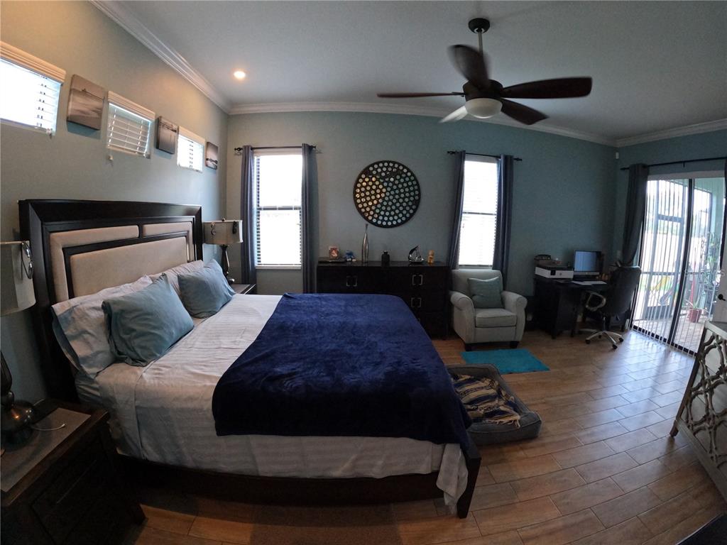 Sarasota, Florida, 34243, United States, 4 Bedrooms Bedrooms, ,3 BathroomsBathrooms,Residential,For Sale,1874918