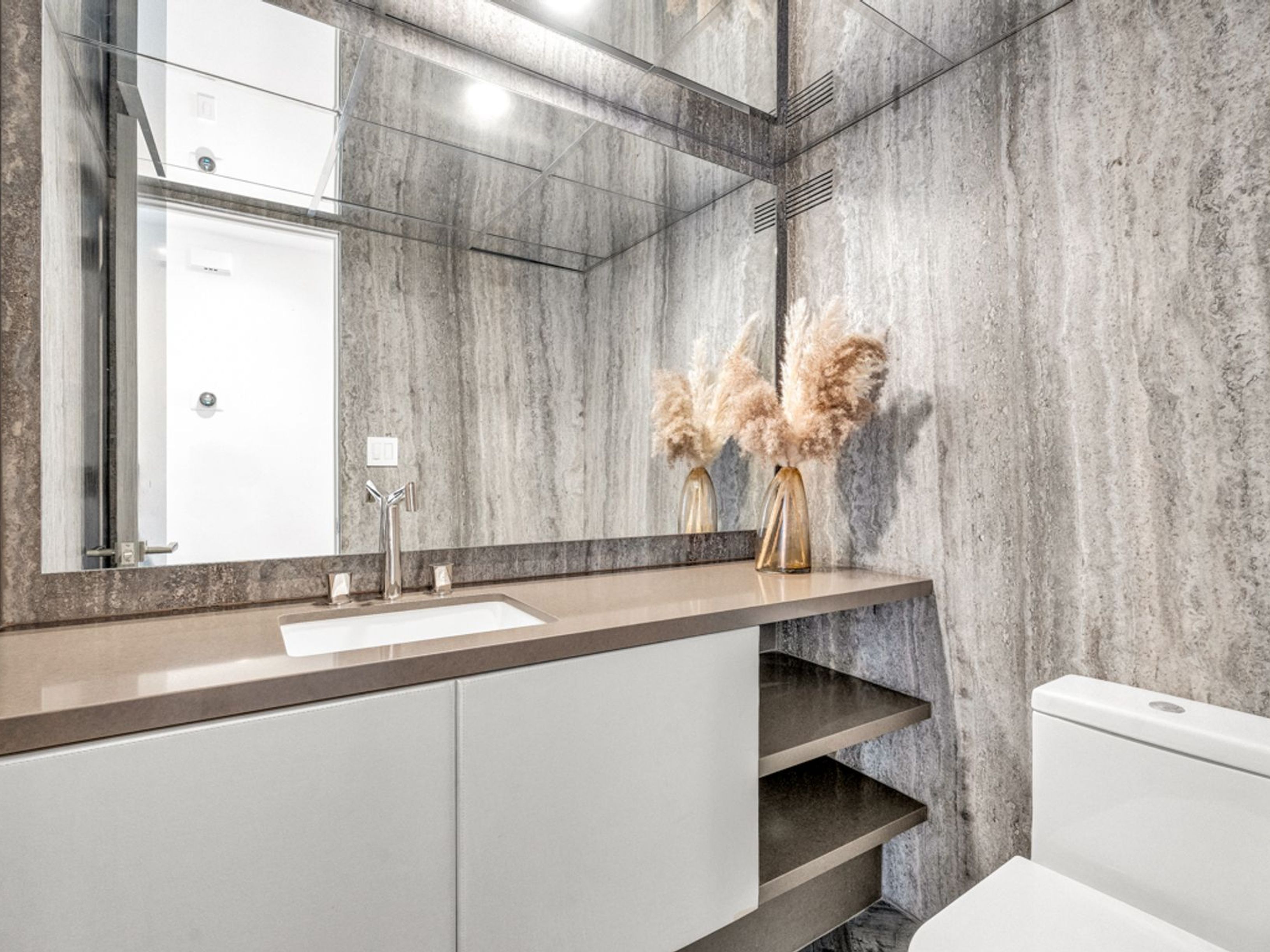  1100 Alta Loma Vista Road , West Hollywood, CA 90069 - 物件實景