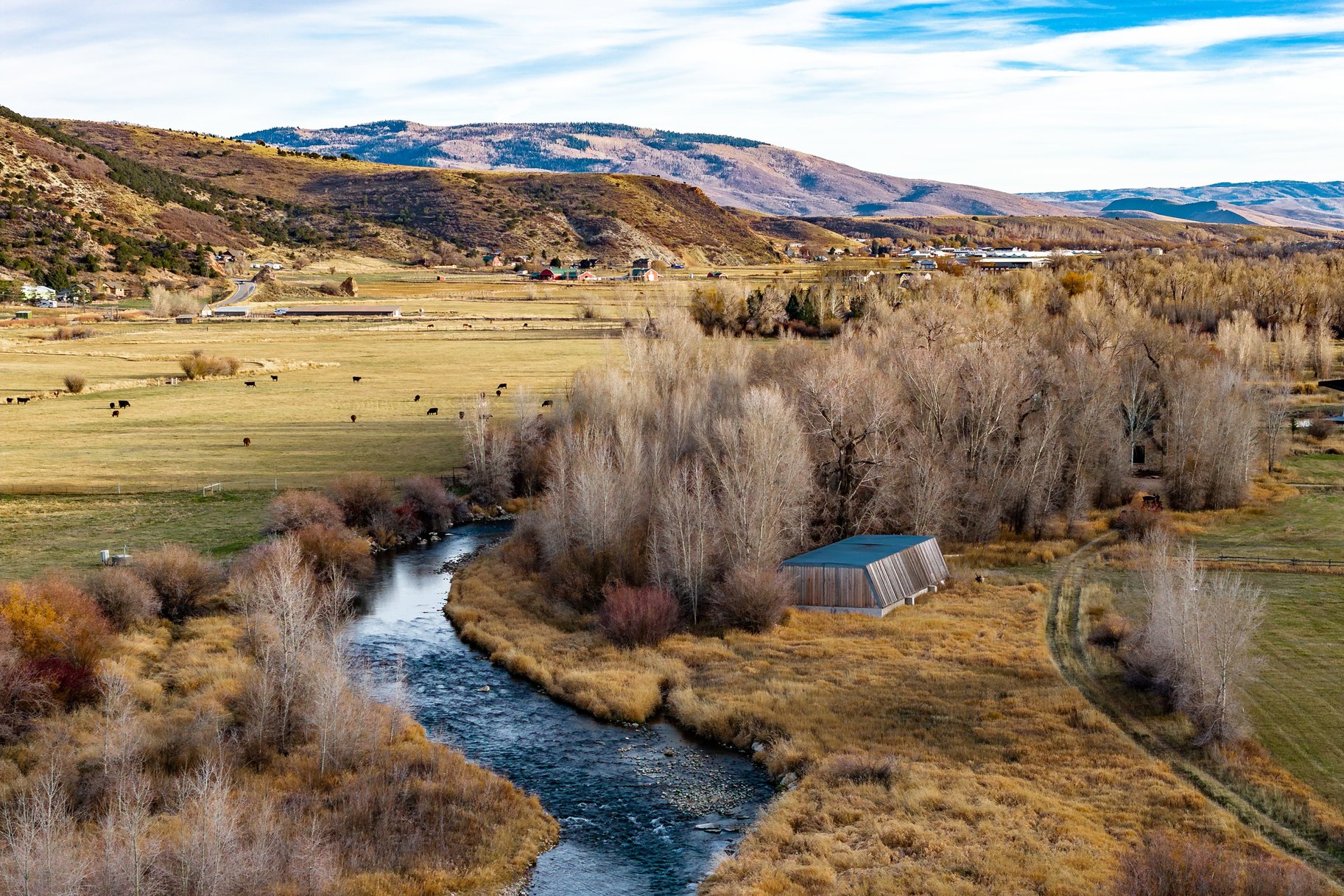  21.85 Acres of Riverfront Land in River Valley Ranch - 物件實景