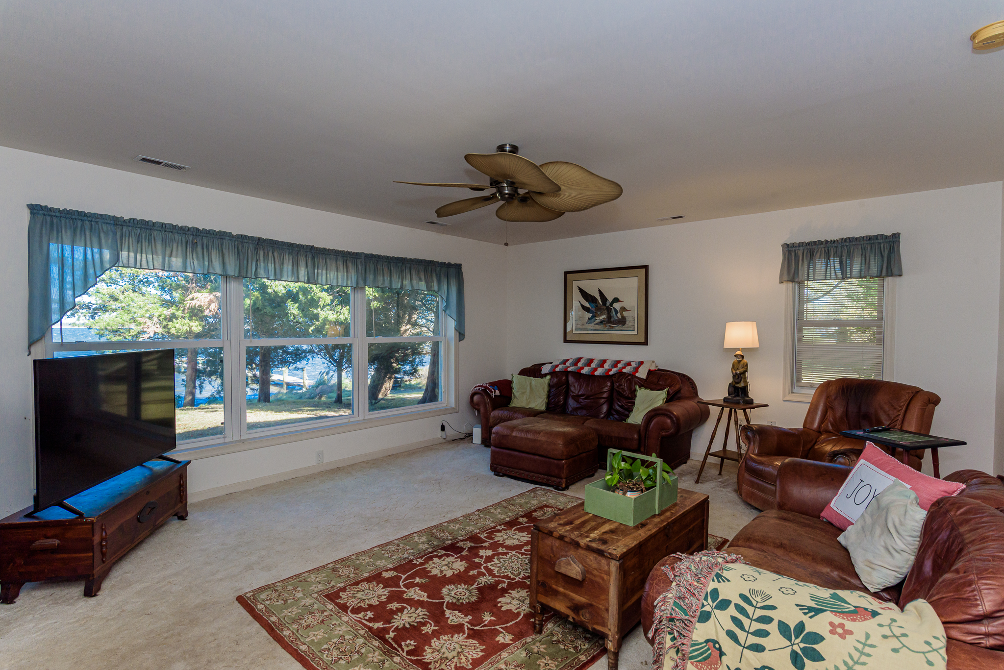 Princess Anne, Maryland, 21853, United States, 3 Bedrooms Bedrooms, ,2 BathroomsBathrooms,Residential,For Sale,1980911