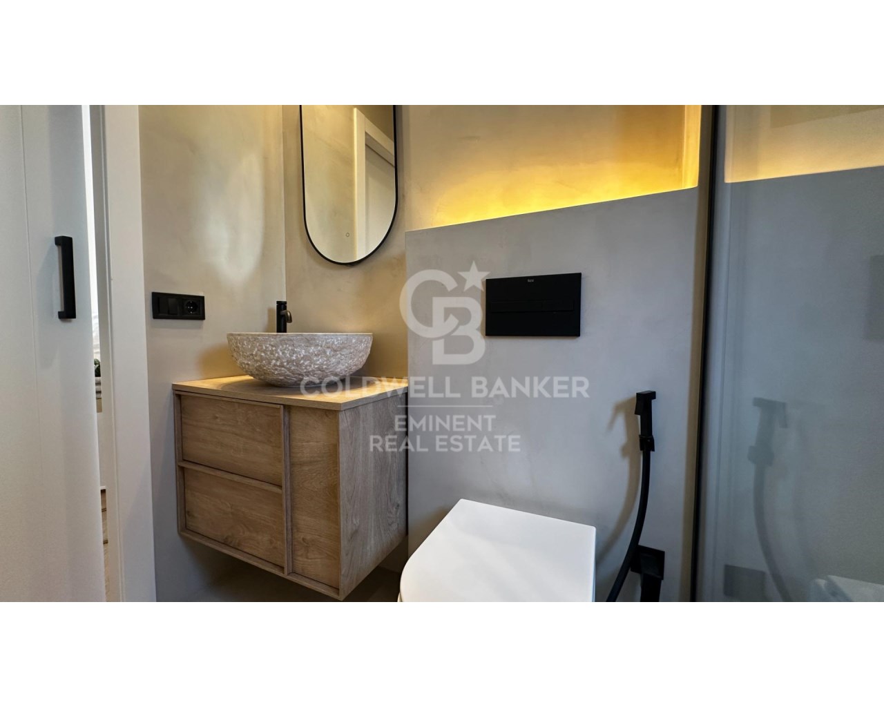 Barcelona, Catalonia, ES, 2 Bedrooms Bedrooms, ,3 BathroomsBathrooms,Residential,For Sale,1817865