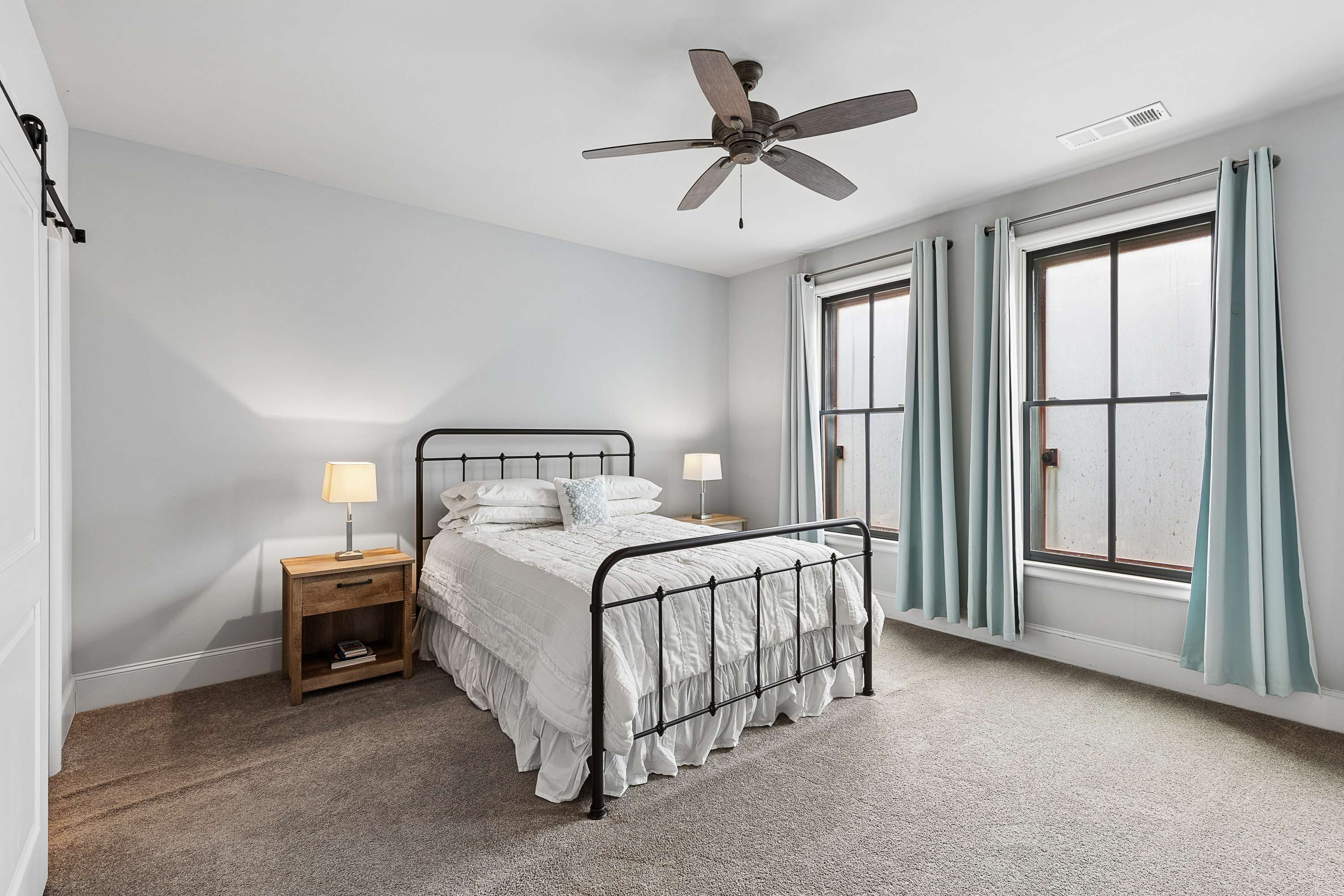 Stunning Townhome in Decatur