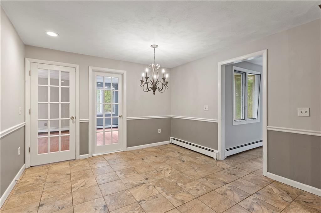North Smithfield, Rhode Island, 02896, United States, 3 Bedrooms Bedrooms, ,3 BathroomsBathrooms,Residential,For Sale,1870589