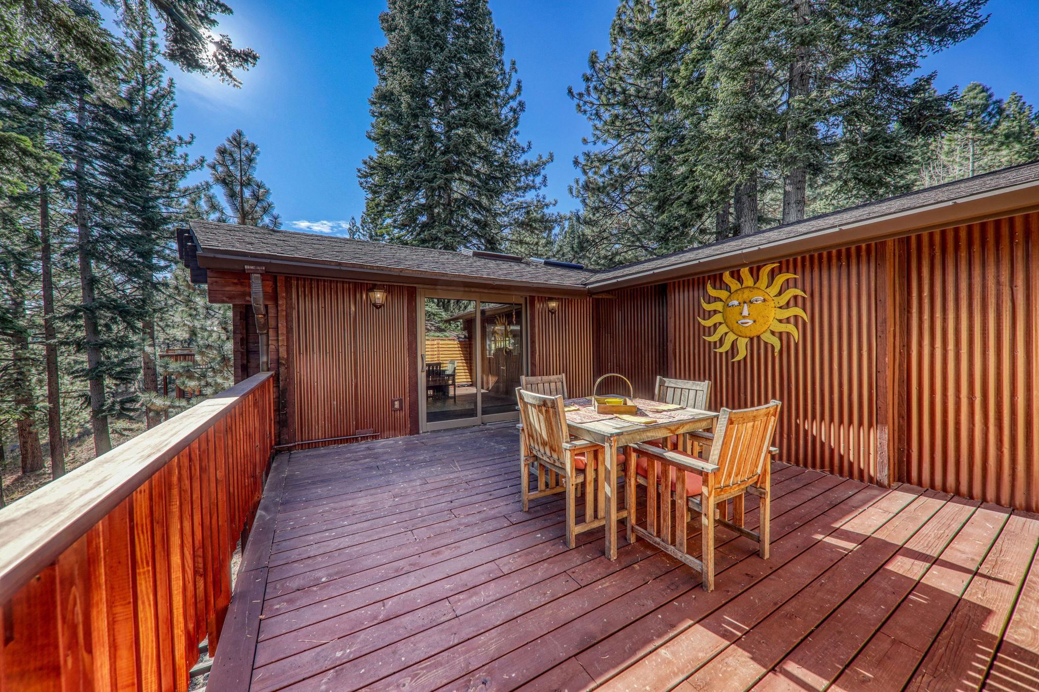 Truckee, California, 96161, United States, 4 Bedrooms Bedrooms, ,3 BathroomsBathrooms,Residential,For Sale,1998817