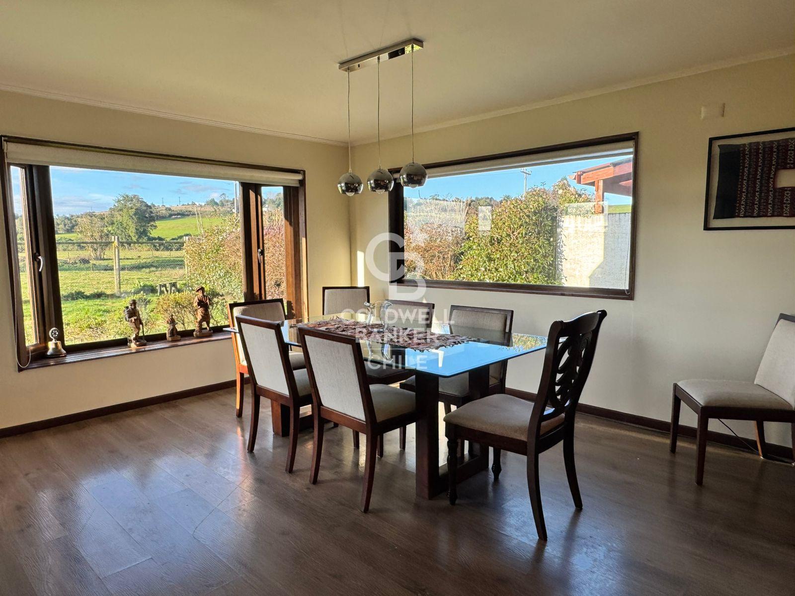 Puerto Varas, Chile, 5 Bedrooms Bedrooms, ,4 BathroomsBathrooms,Residential,For Sale,1927519