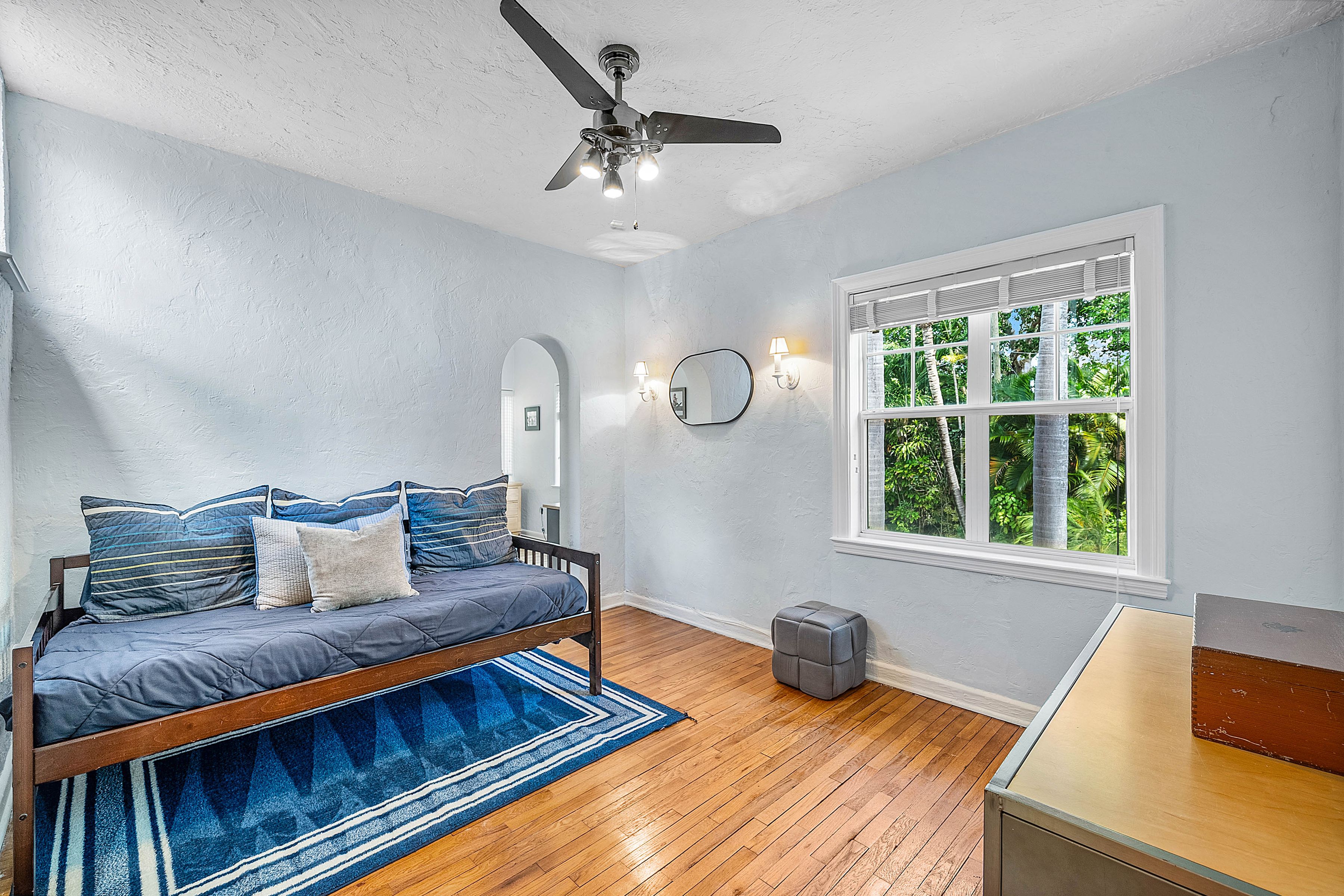  255 Cordova Road - 物件實景