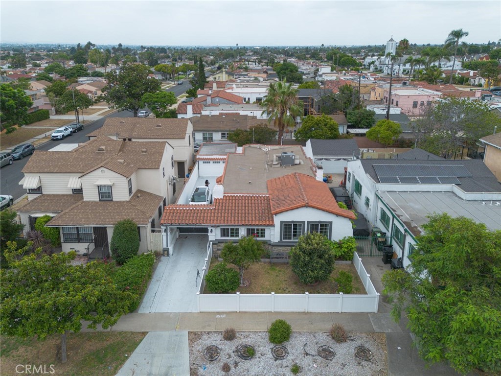 Los Angeles, California, 90043, United States, 3 Bedrooms Bedrooms, ,2 BathroomsBathrooms,Residential,For Sale,1921783