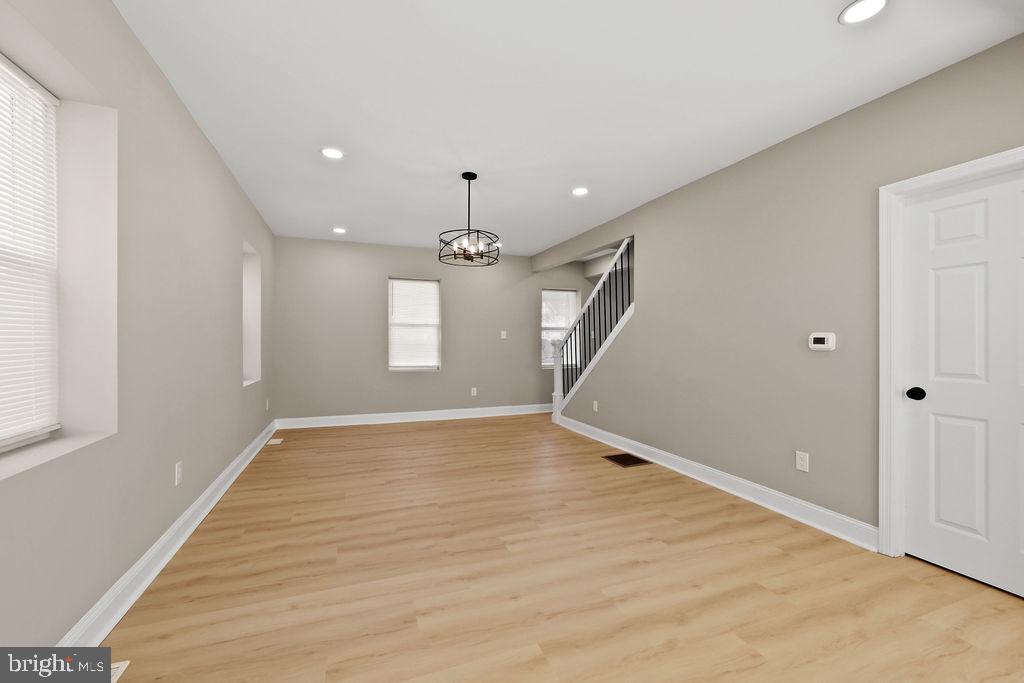 Cinnaminson, New Jersey, 08077, United States, 5 Bedrooms Bedrooms, ,4 BathroomsBathrooms,Residential,For Sale,2032212