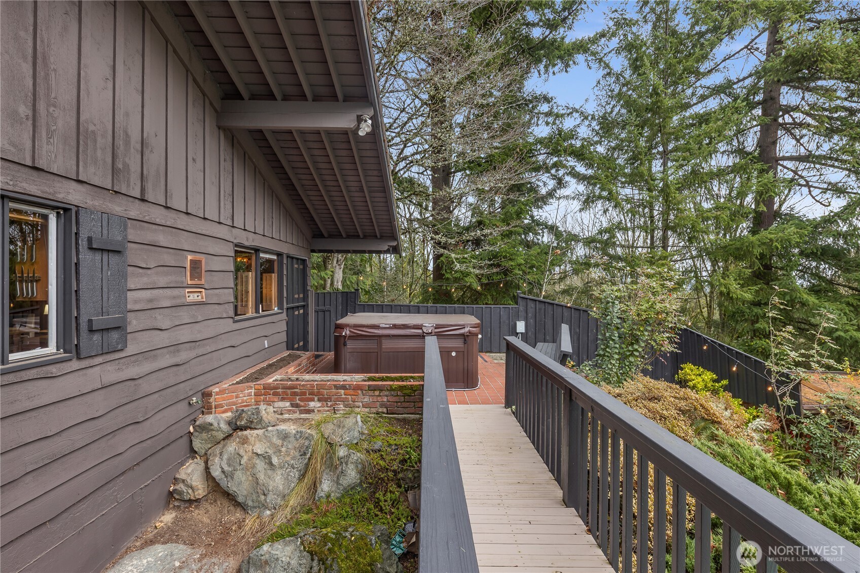 Bellevue, Washington, 98008, United States, 5 Bedrooms Bedrooms, ,2 BathroomsBathrooms,Residential,For Sale,2003304