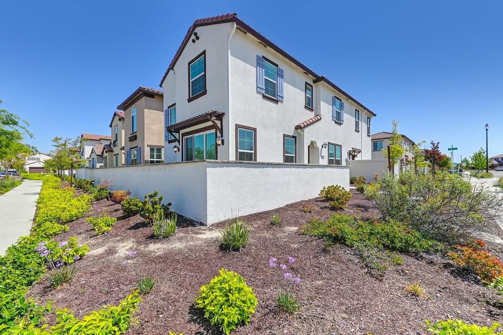 Roseville, California, 95747, United States, 3 Bedrooms Bedrooms, ,3 BathroomsBathrooms,Residential,For Sale,1795538