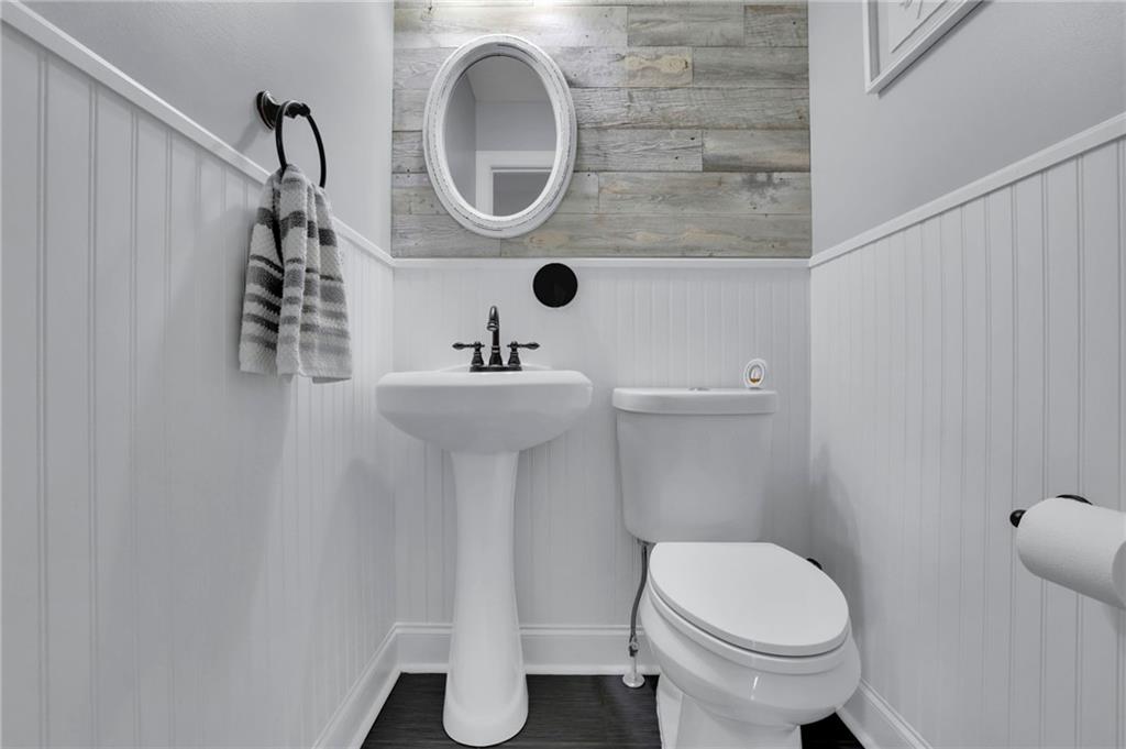 Dahlonega, Georgia, 30533, United States, 4 Bedrooms Bedrooms, ,4 BathroomsBathrooms,Residential,For Sale,1889816