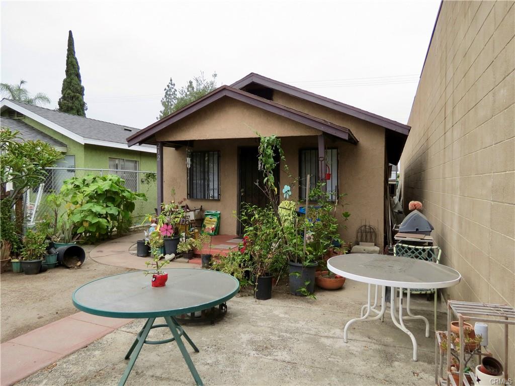 Azusa, California, 91702, United States, 6 Bedrooms Bedrooms, ,Residential,For Sale,2048732