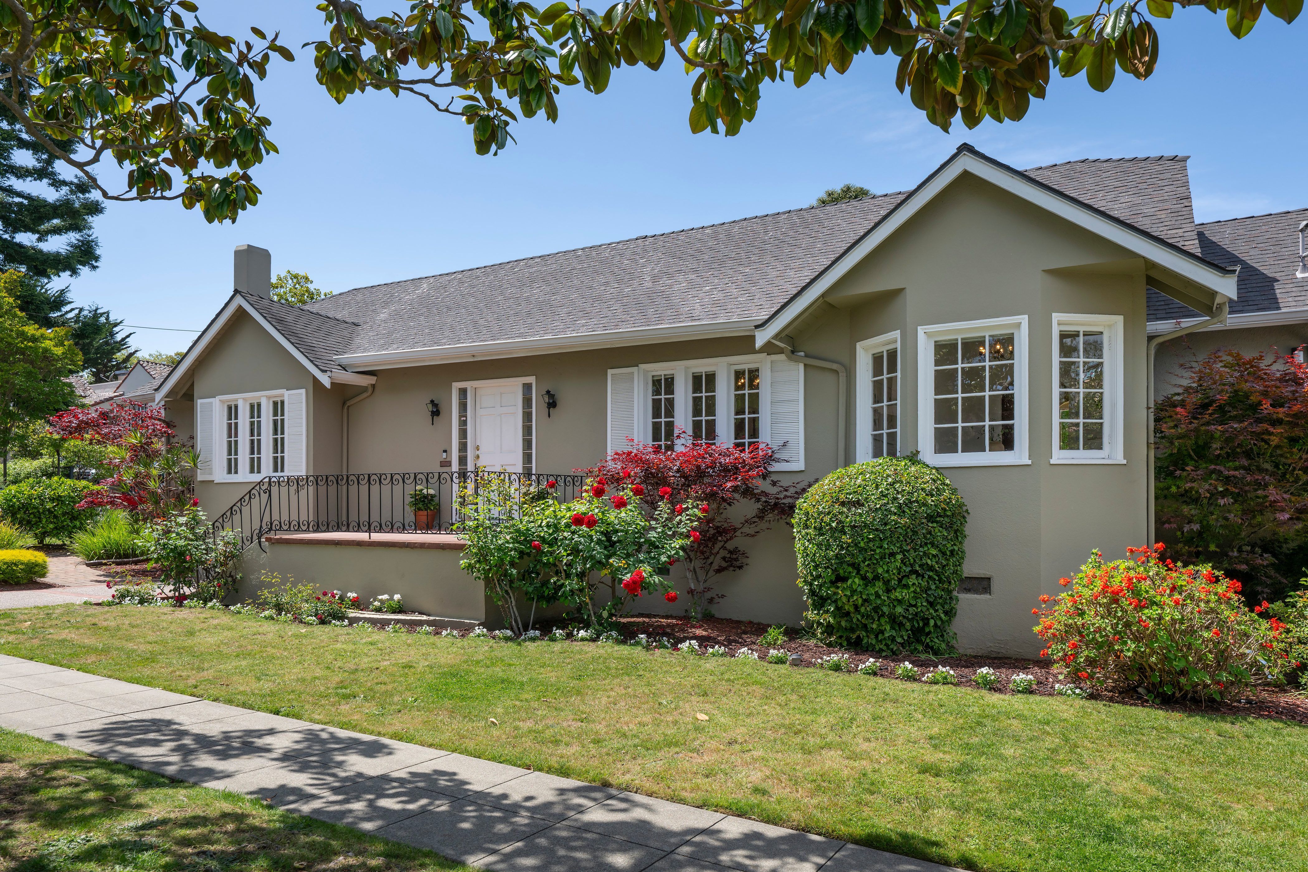  Charming Single-Level Home With ADU on Large Flat Lot - 物件實景