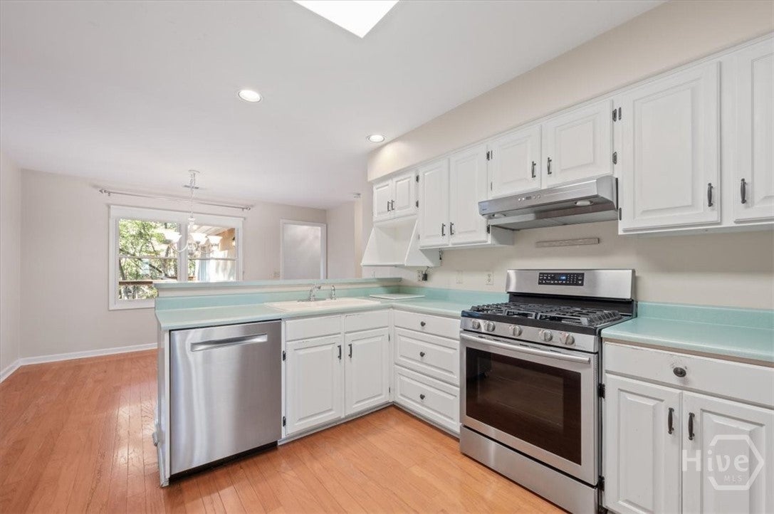 Richmond Hill, Georgia, 31324, United States, 5 Bedrooms Bedrooms, ,4 BathroomsBathrooms,Residential,For Sale,1994368