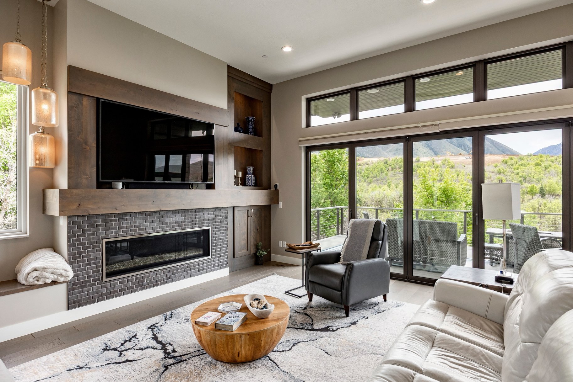 Mountain Contemporary Masterpiece with Panoramic Summit Creek Views - 物件實景