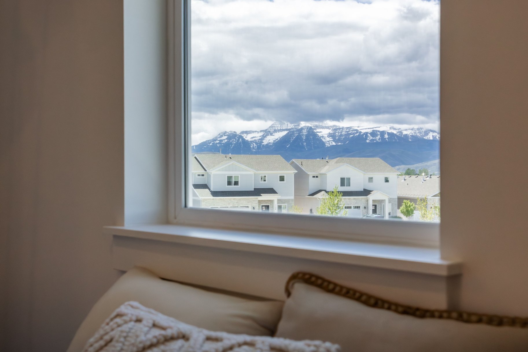  Fully Furnished Luxury Residence with Unmatched Finishes and Views - 物件實景