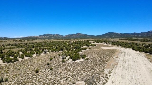 Wells, Nevada, 89835, United States, 2 Bedrooms Bedrooms, ,2 BathroomsBathrooms,Residential,For Sale,1891414