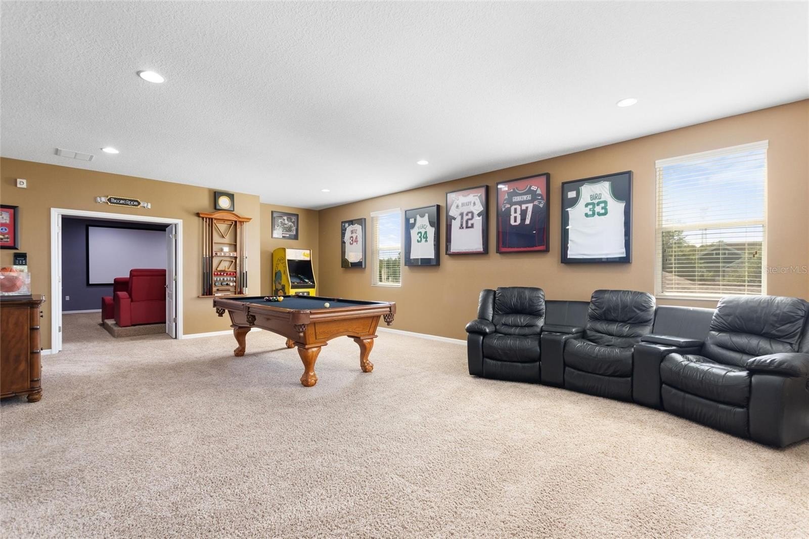 AUBURNDALE, Florida, 33823, United States, 5 Bedrooms Bedrooms, ,5 BathroomsBathrooms,Residential,For Sale,1986097